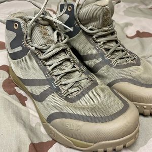5.11 A/T Mid boot 10.5